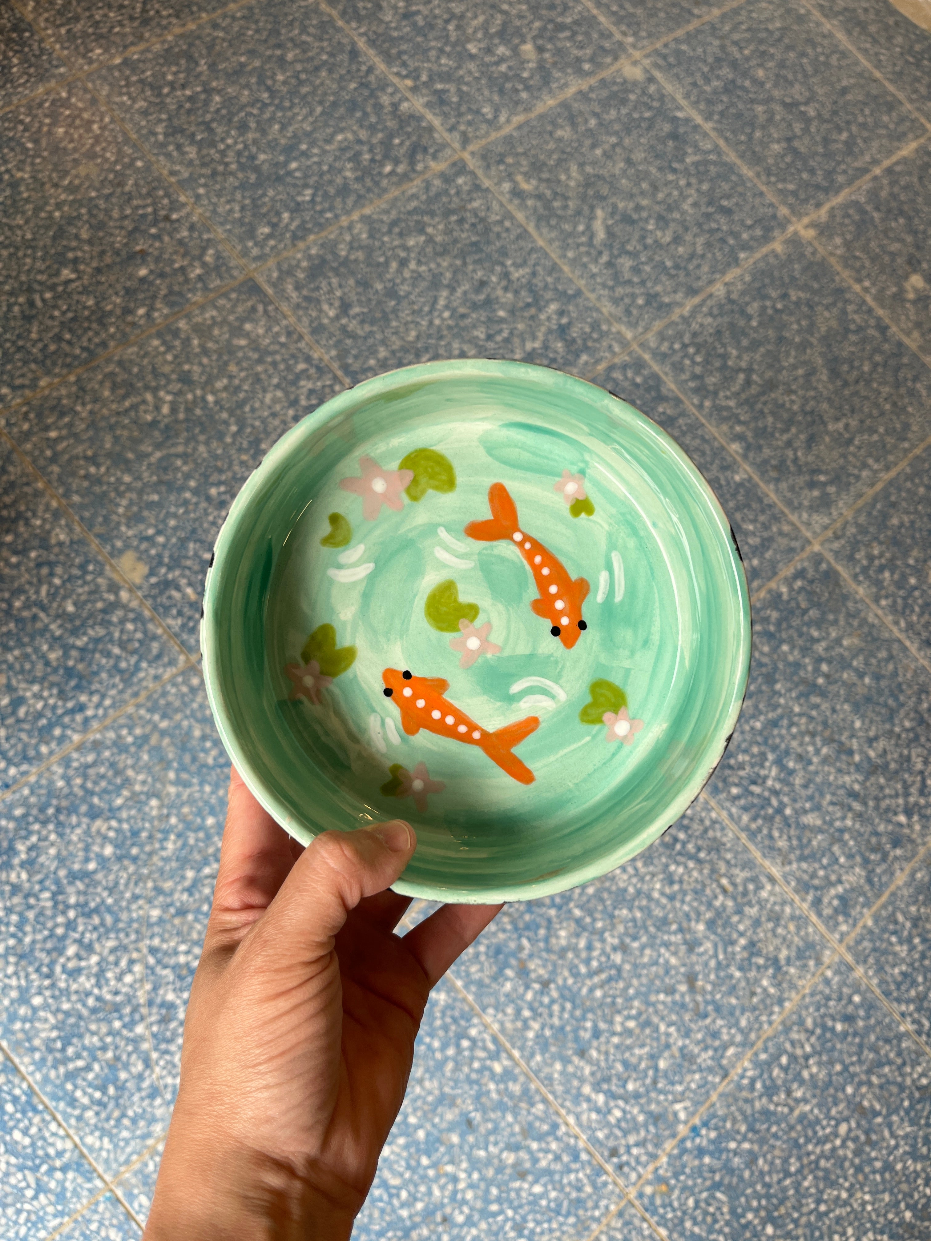 סדנת יום הולדת – צביעת כלי קרמיקה